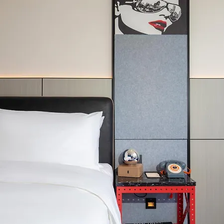 Moxy Chongqing Hotel Exterior photo