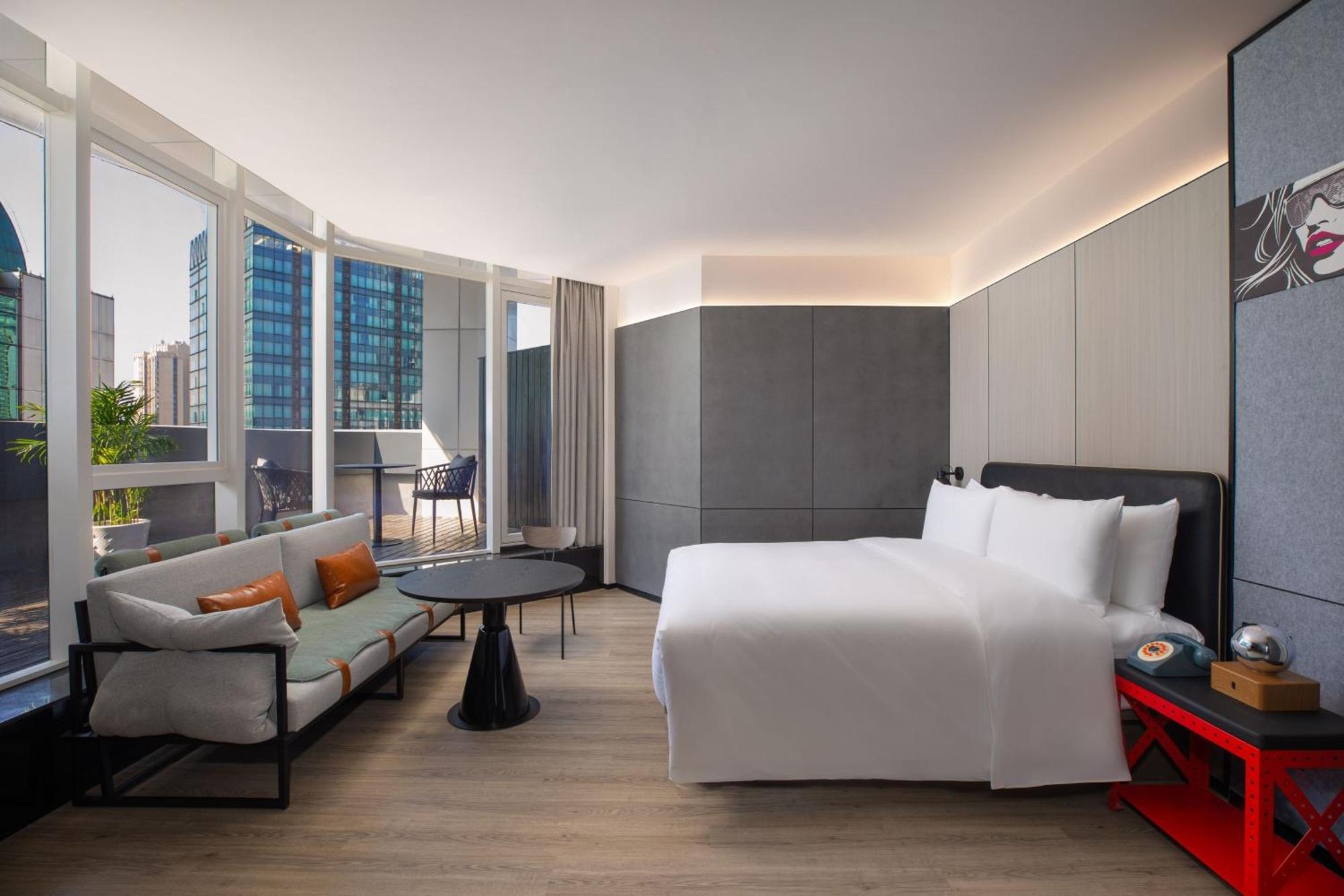 Moxy Chongqing